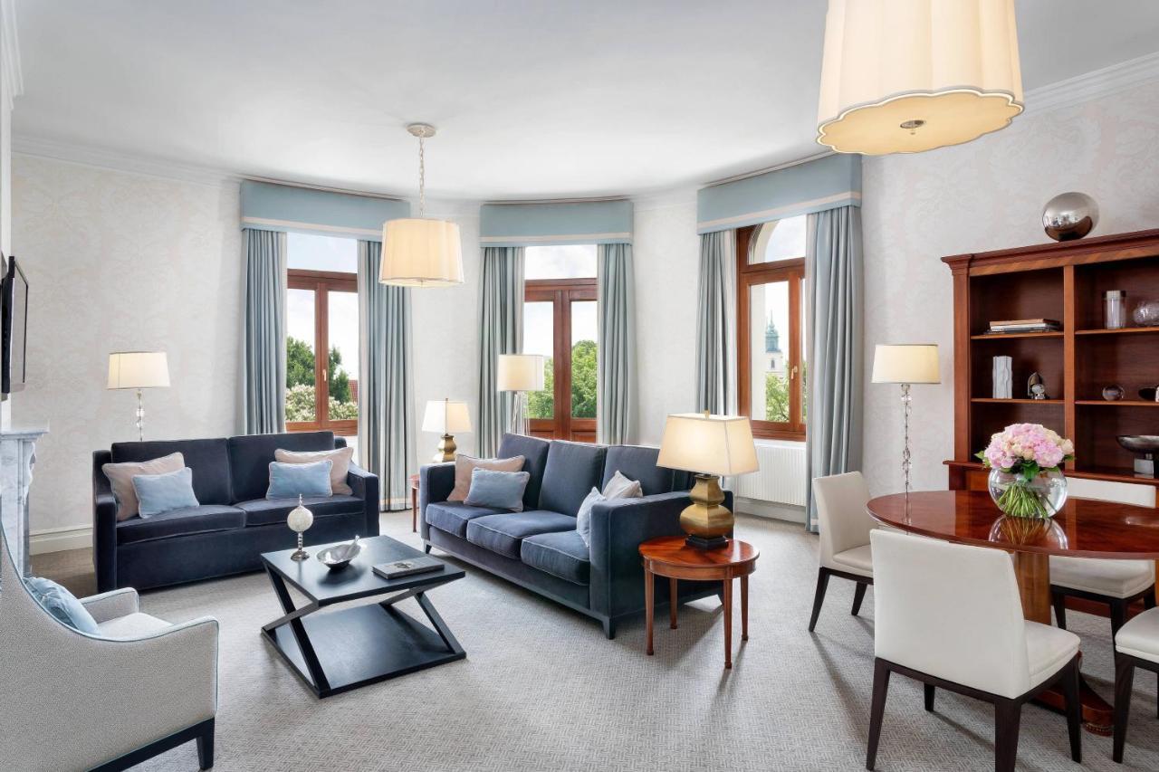 Hotel Bristol, A Luxury Collection Hotel, Warsaw Luaran gambar A suite at the hotel