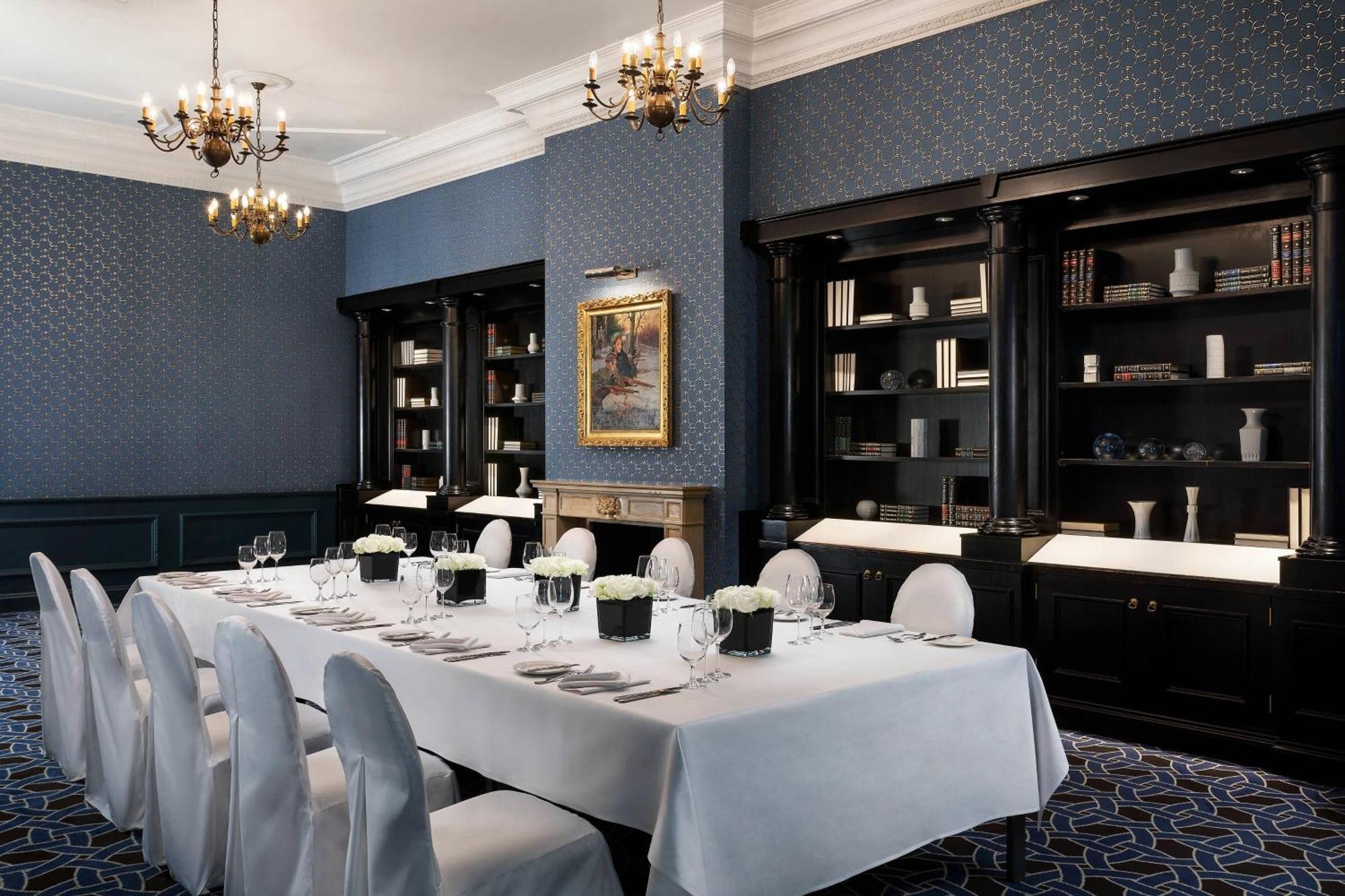 Hotel Bristol, A Luxury Collection Hotel, Warsaw Luaran gambar The Library at The Connaught